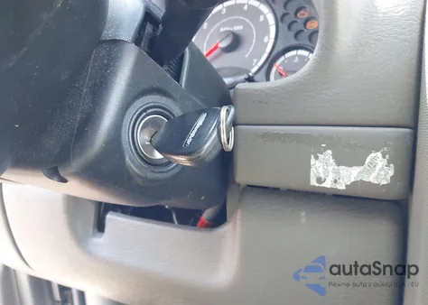 2007 Jeep Liberty Sport из США, поврежденный, VIN 1J4GL48K17W697151